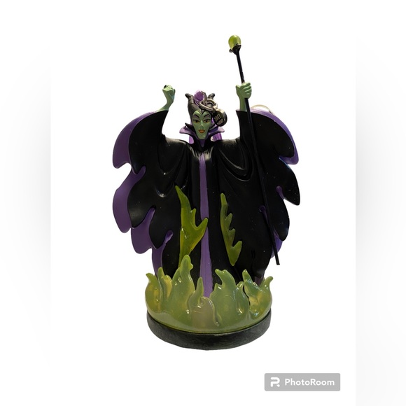 COPY - 2017 Disney’s Maleficent  Sketchbook Ornament - Picture 1 of 10